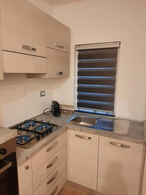 N&Ghomesweethome Raffaelloelegante Appartamento Ideale Casa Vacanze Affari Milano Dış mekan fotoğraf
