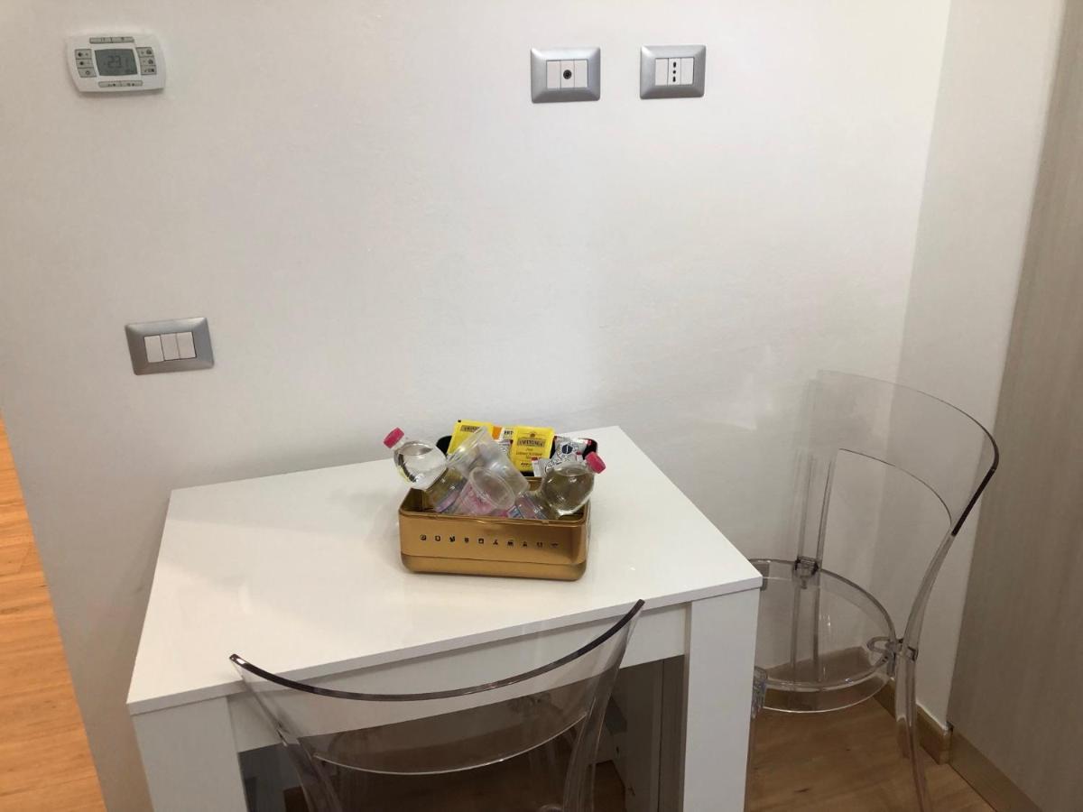 N&Ghomesweethome Raffaelloelegante Appartamento Ideale Casa Vacanze Affari Milano Dış mekan fotoğraf